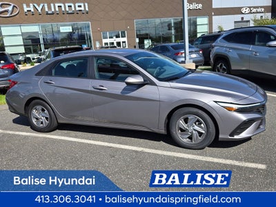 2024 Hyundai ELANTRA SE