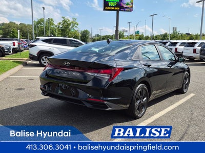 2023 Hyundai ELANTRA SEL