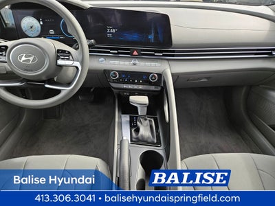 2024 Hyundai ELANTRA SEL