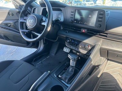 2025 Hyundai ELANTRA SEL Sport