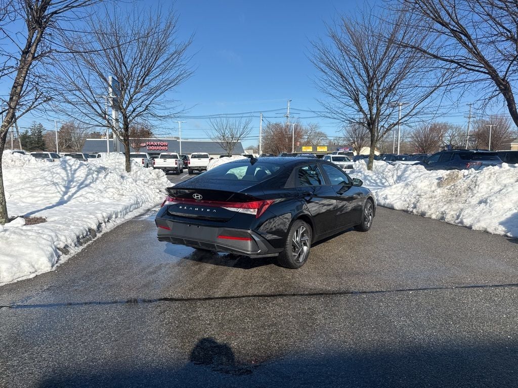 2025 Hyundai ELANTRA SEL Sport