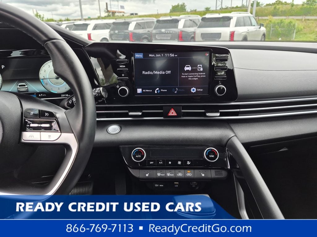 2022 Hyundai ELANTRA SEL