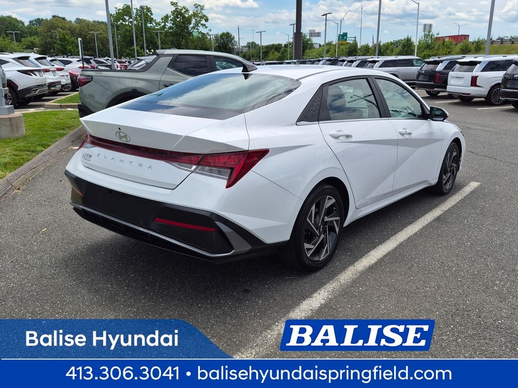 2024 Hyundai ELANTRA SEL