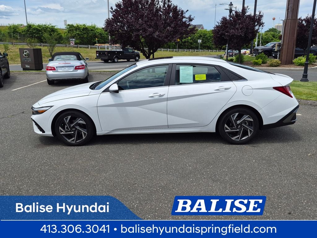 2024 Hyundai ELANTRA SEL