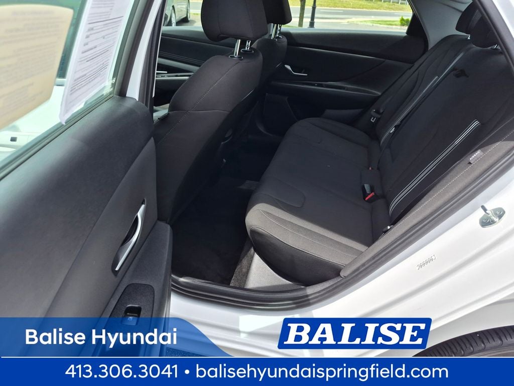 2024 Hyundai ELANTRA SEL