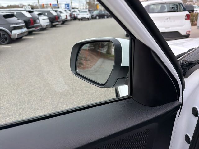 2025 Hyundai VENUE SE