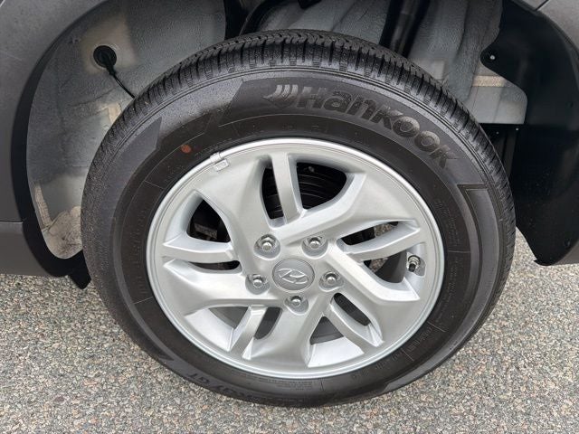 2025 Hyundai VENUE SE