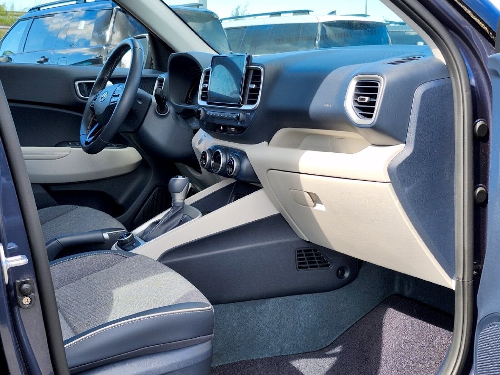 2023 Hyundai VENUE Limited