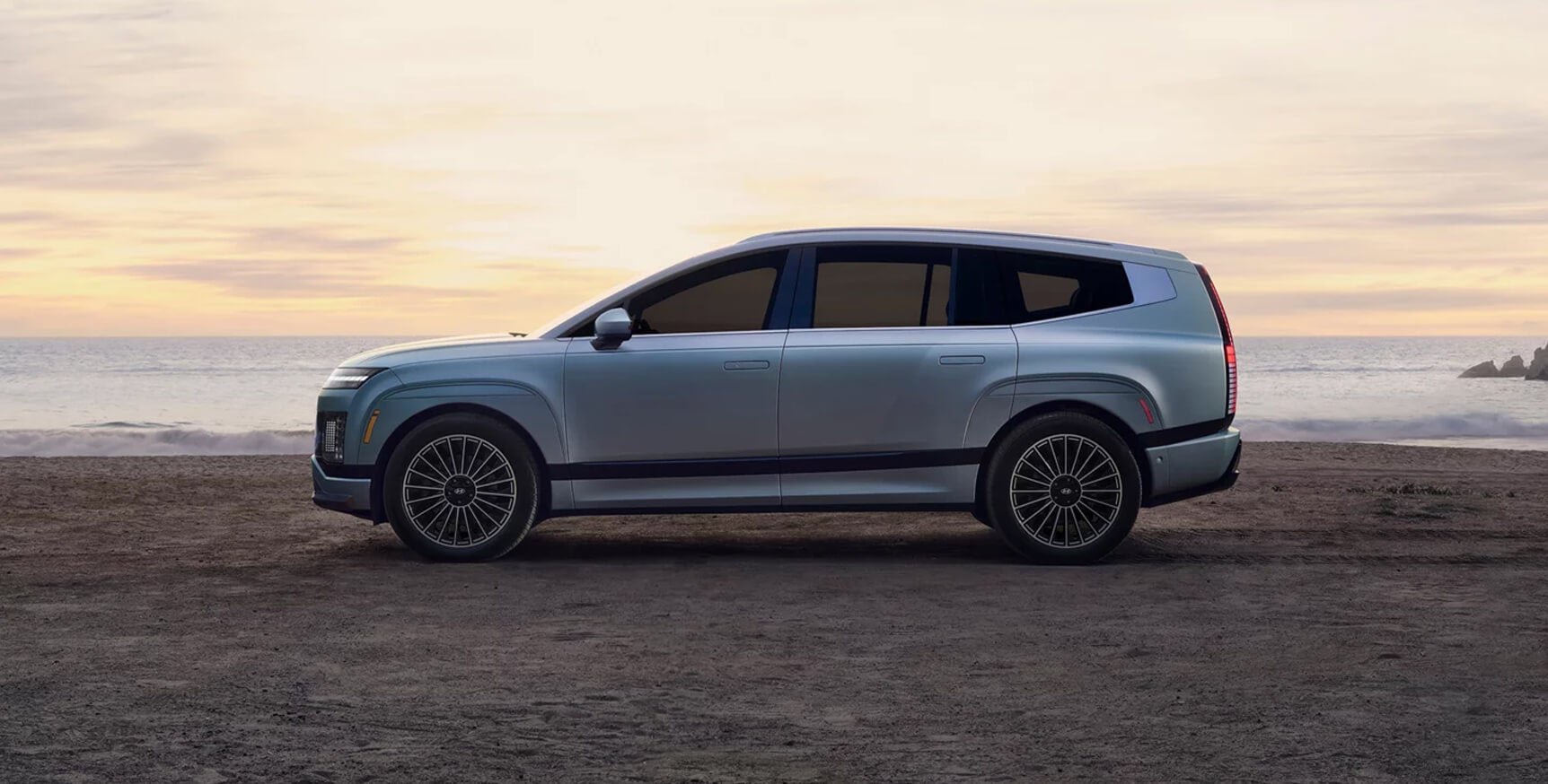 2026 Hyundai Ioniq 9 Hero